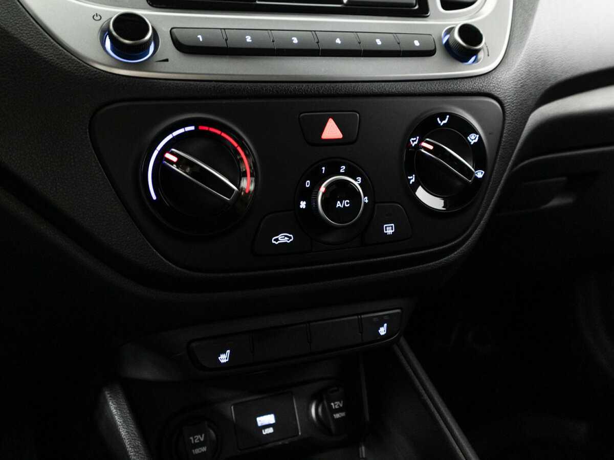 Купить Hyundai Solaris с пробегом. Фото: #14