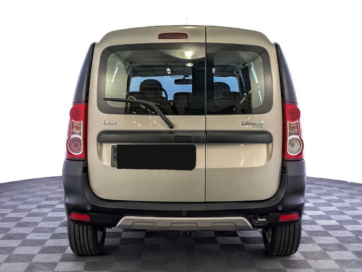 Купить Lada (ВАЗ) Largus с пробегом. Фото: #5