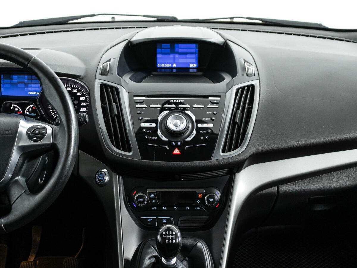 Купить Ford Kuga с пробегом. Фото: #13