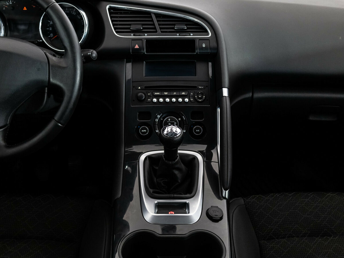 Купить Peugeot 3008 с пробегом. Фото: #8