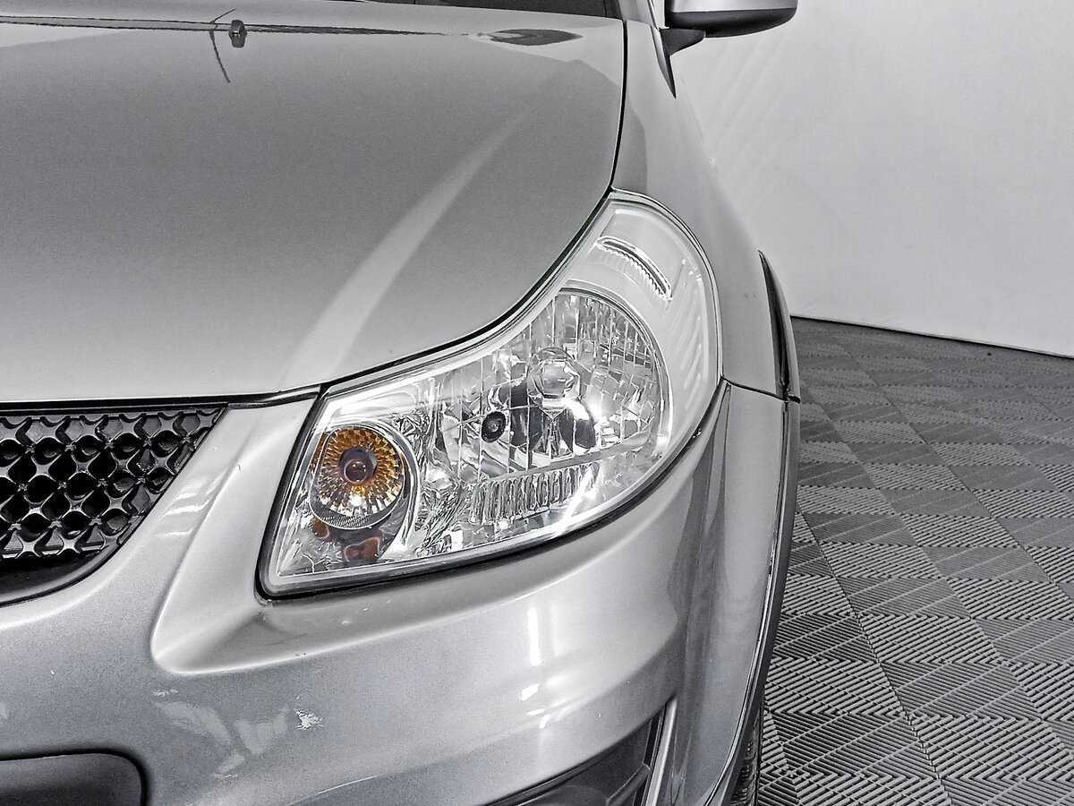 Купить Suzuki SX4 с пробегом. Фото: #16