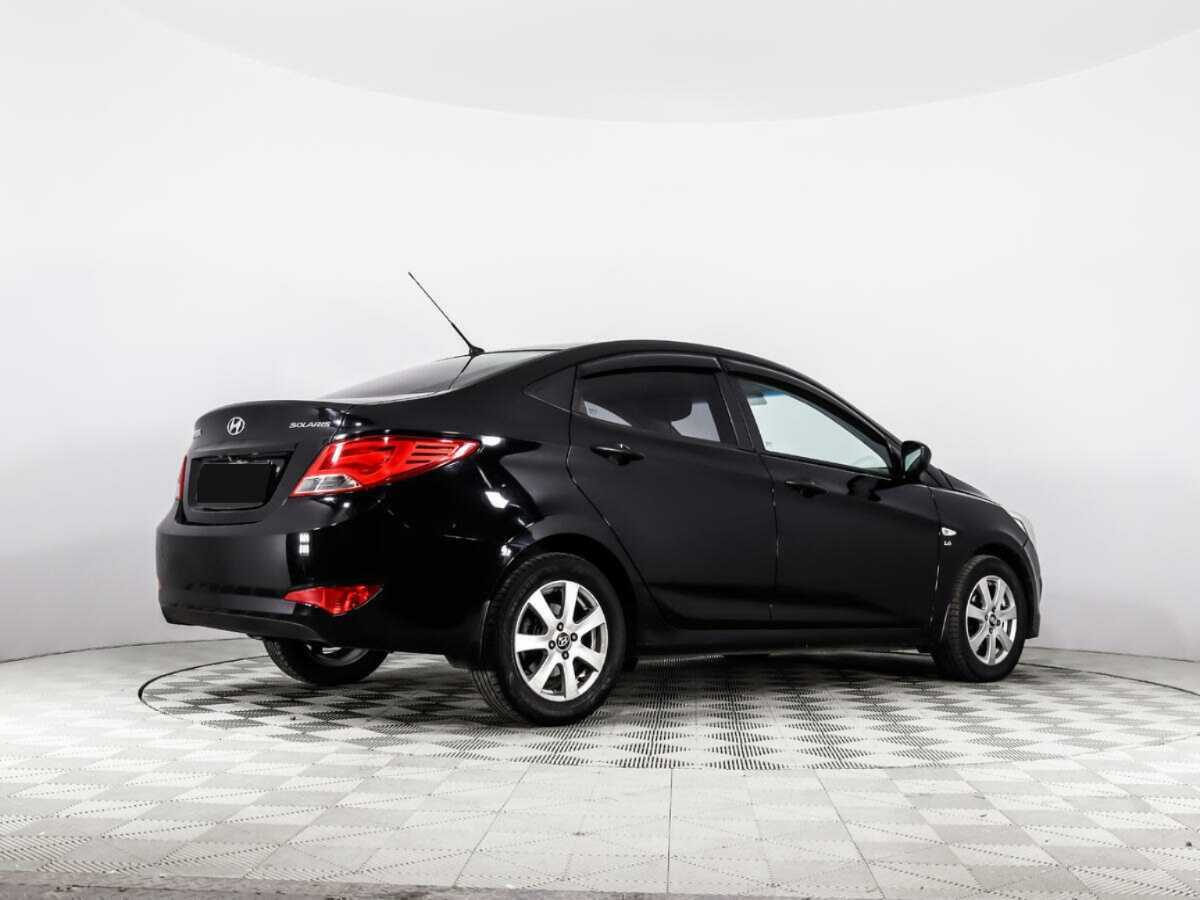 Купить Hyundai Solaris с пробегом. Фото: #4