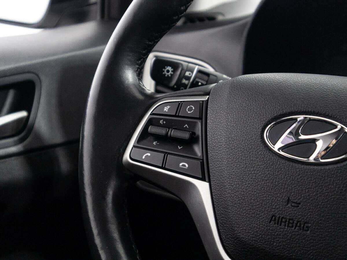 Купить Hyundai Solaris с пробегом. Фото: #16