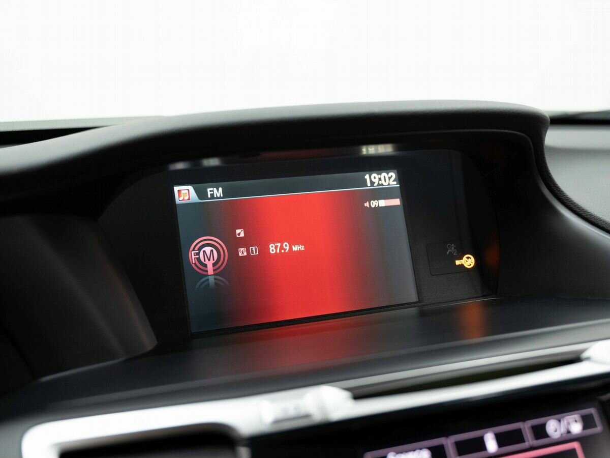 Купить Honda Accord с пробегом. Фото: #17