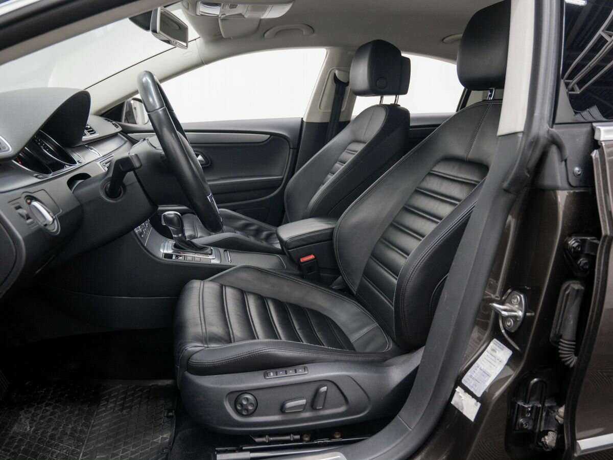 Купить Volkswagen Passat CC с пробегом. Фото: #13
