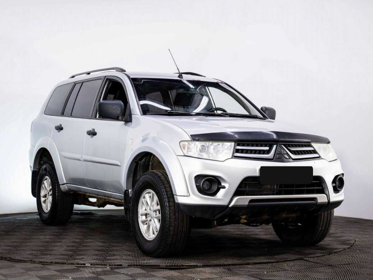 Купить Mitsubishi Pajero Sport с пробегом. Фото: #2