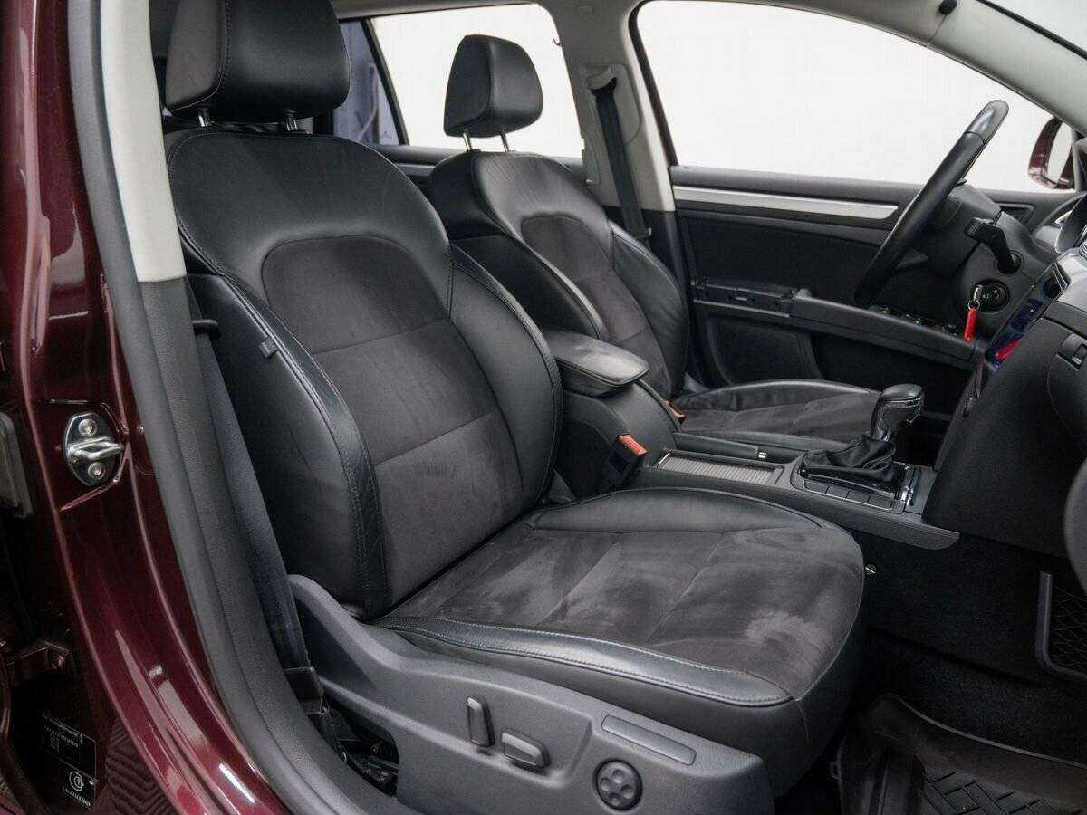 Купить Skoda Superb с пробегом. Фото: #7