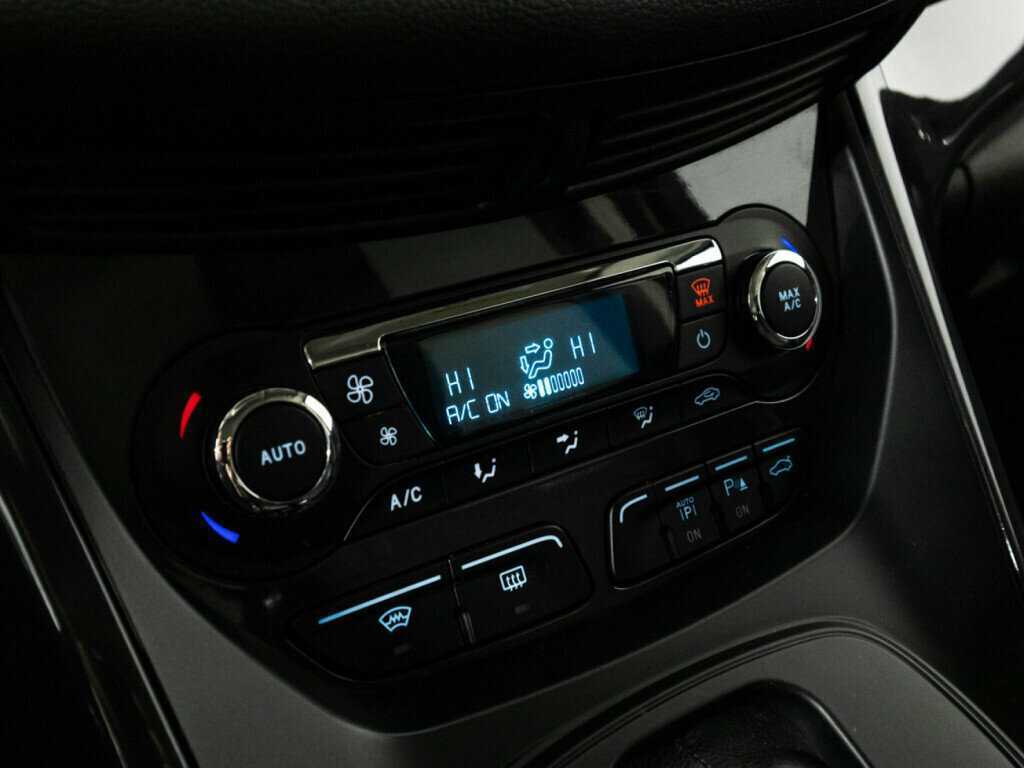 Купить Ford Kuga с пробегом. Фото: #15