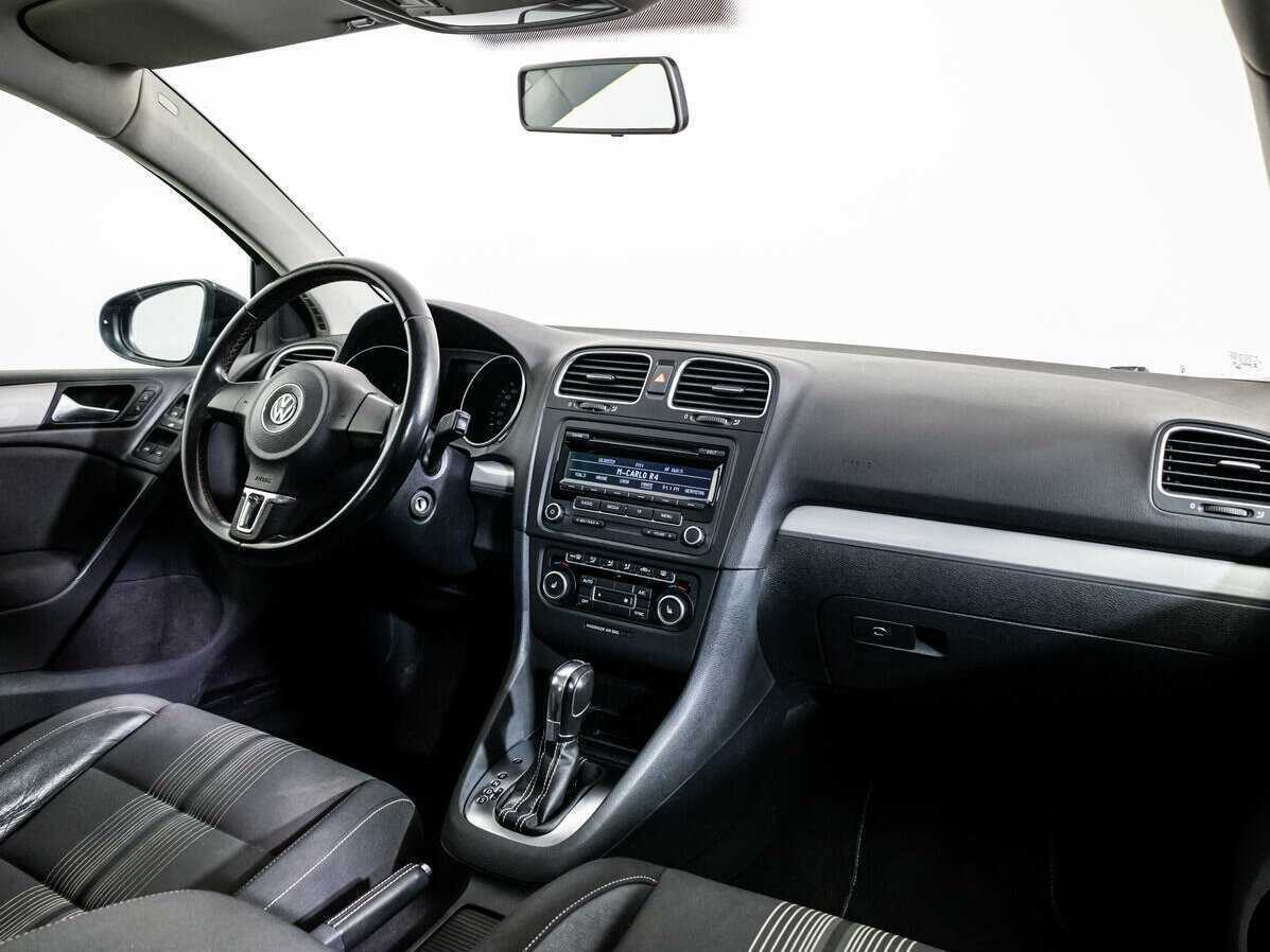 Купить Volkswagen Golf с пробегом. Фото: #8