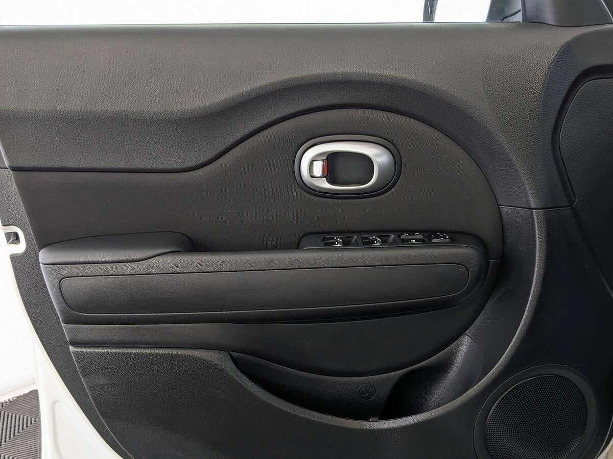 Купить Kia Soul с пробегом. Фото: #15