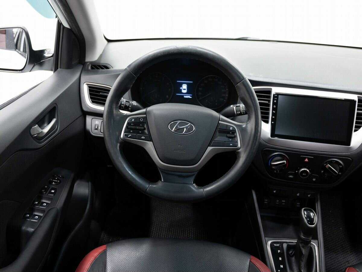 Купить Hyundai Solaris с пробегом. Фото: #15
