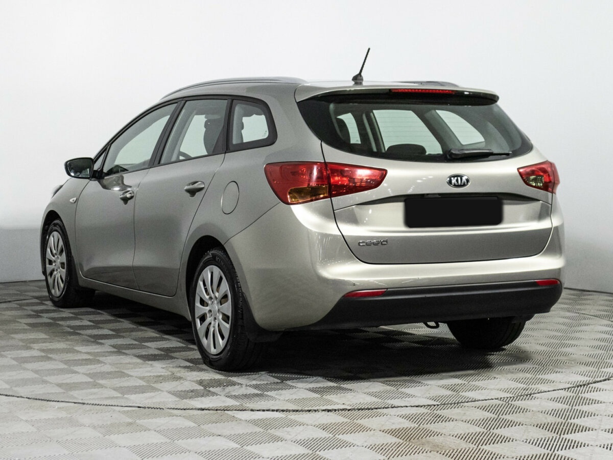 Купить Kia Ceed с пробегом. Фото: #6