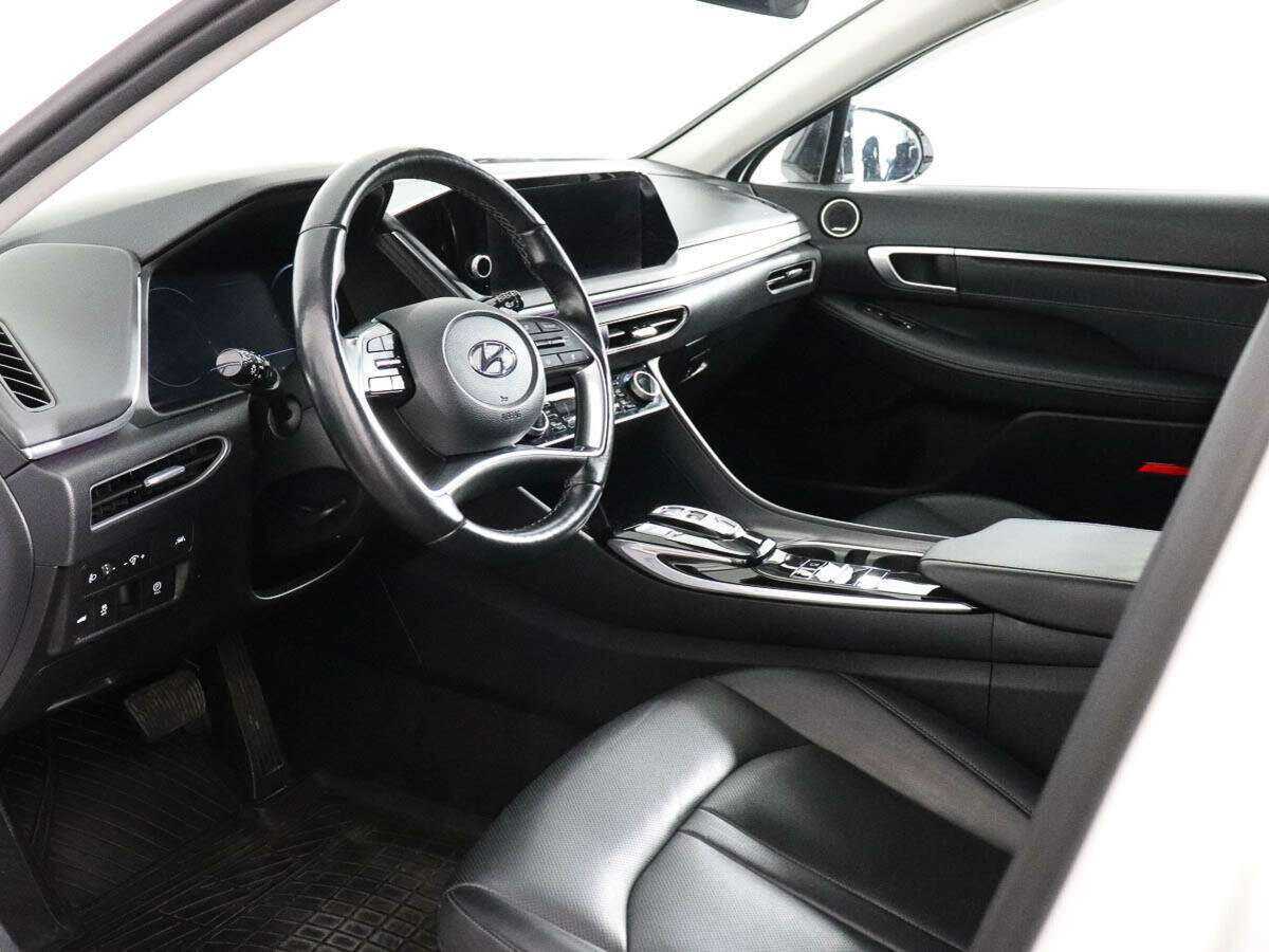 Купить Hyundai Sonata с пробегом. Фото: #7