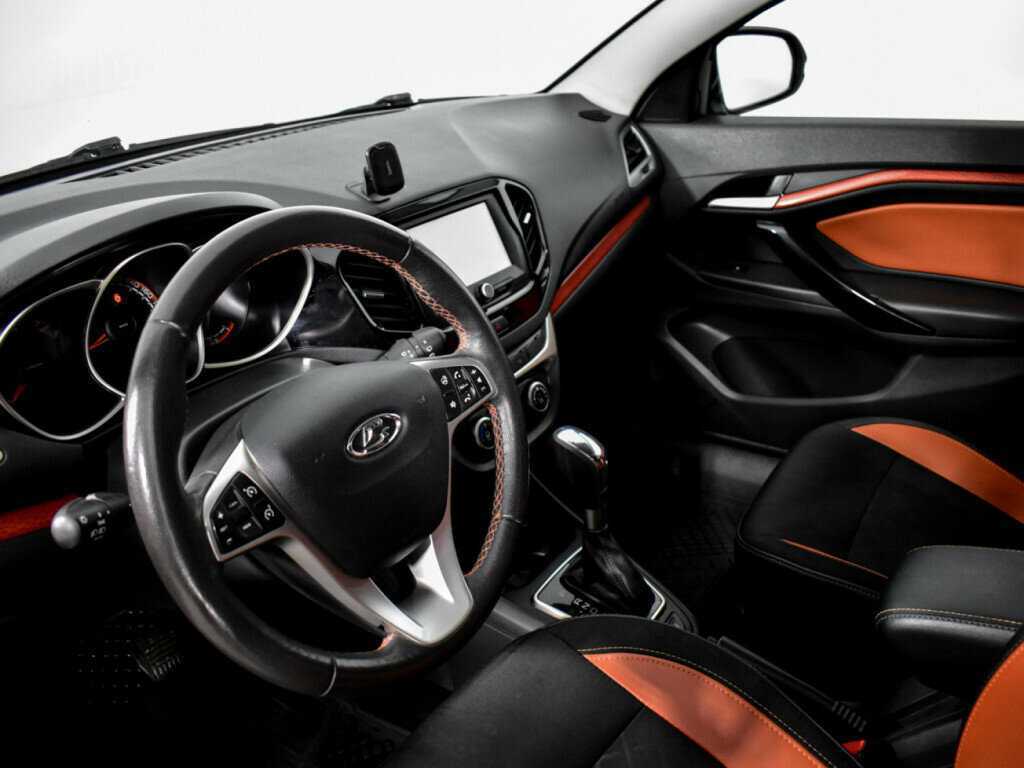 Купить Lada (ВАЗ) Vesta с пробегом. Фото: #6