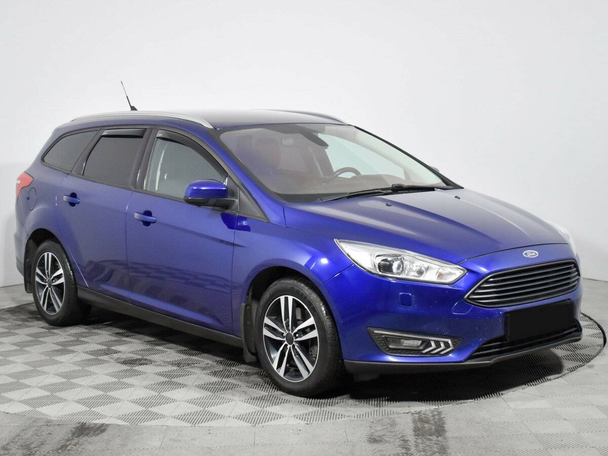Купить Ford Focus с пробегом. Фото: #2