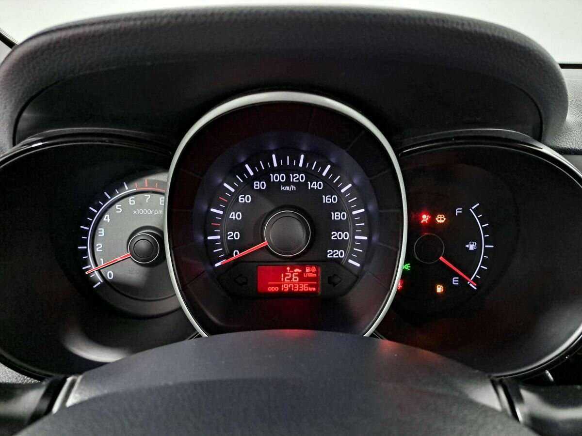 Купить Kia Rio с пробегом. Фото: #10