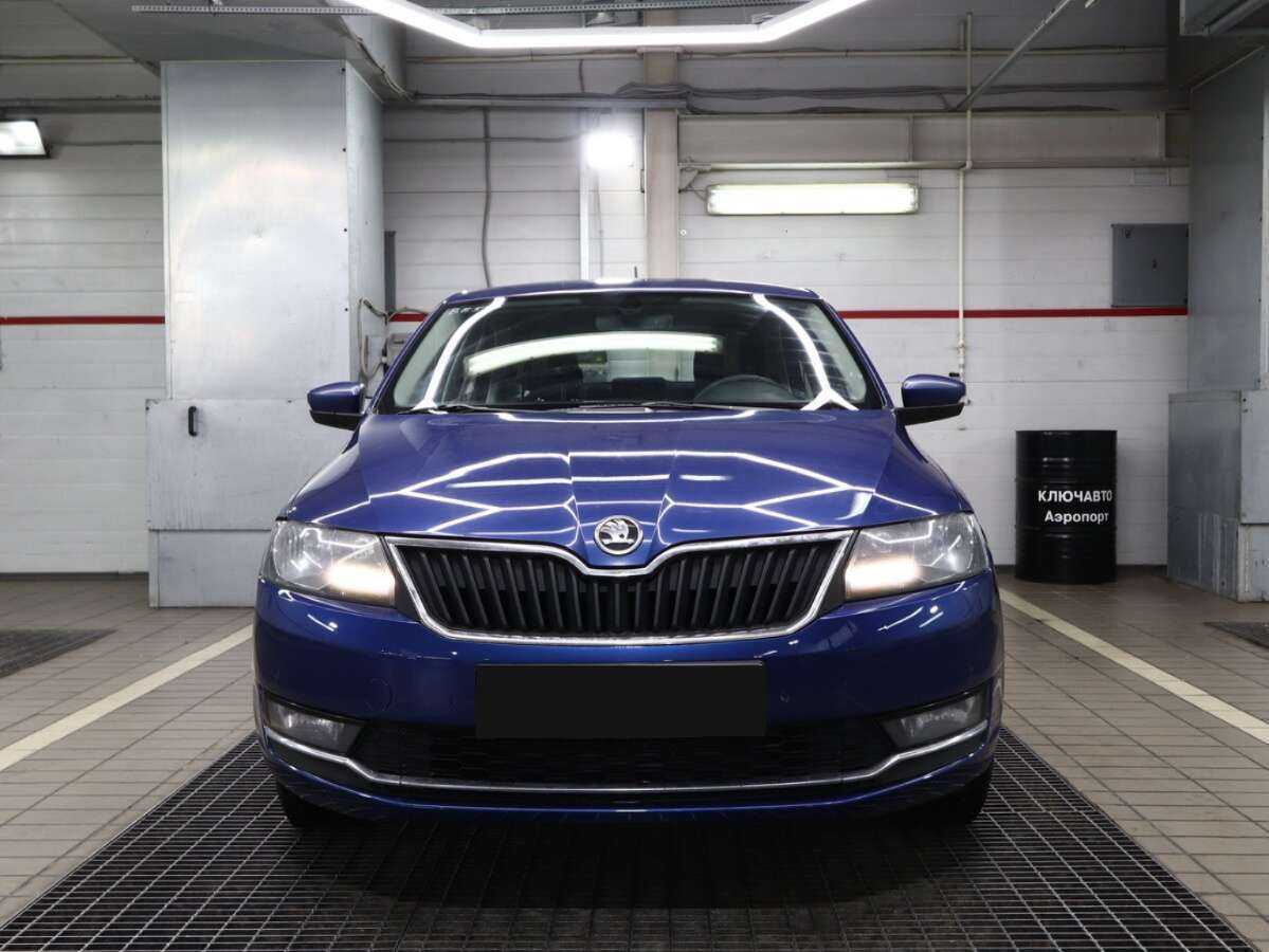 Купить Skoda Rapid с пробегом. Фото: #2