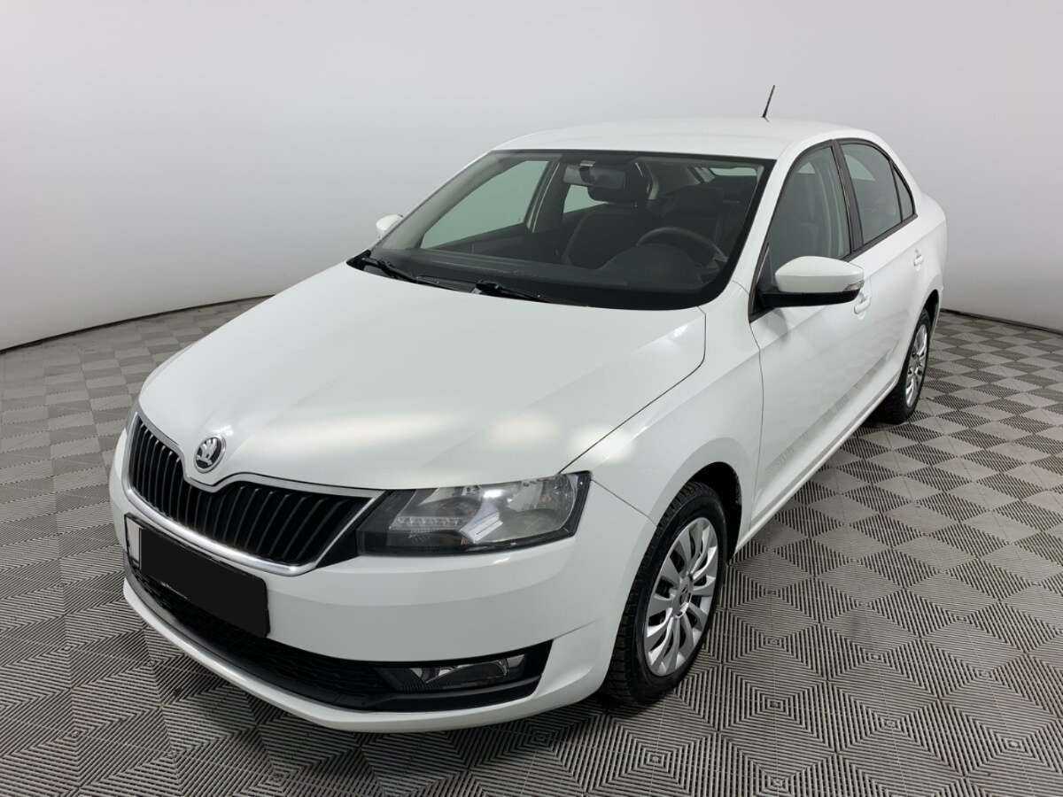 Купить Skoda Rapid с пробегом. Посмотреть фото