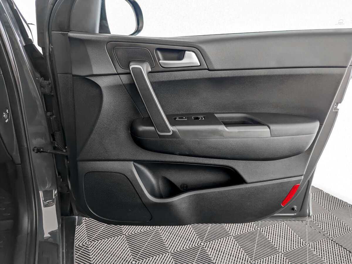Купить Kia Sportage с пробегом. Фото: #19