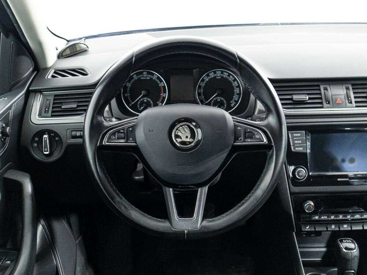 Купить Skoda Rapid с пробегом. Фото: #16