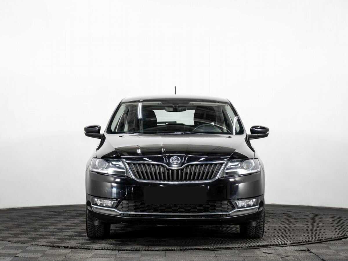 Купить Skoda Rapid с пробегом. Фото: #1