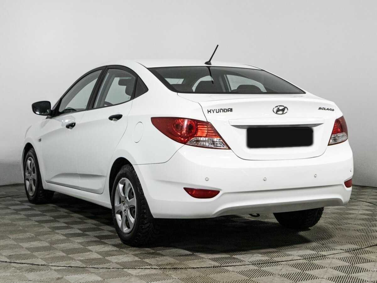 Купить Hyundai Solaris с пробегом. Фото: #6