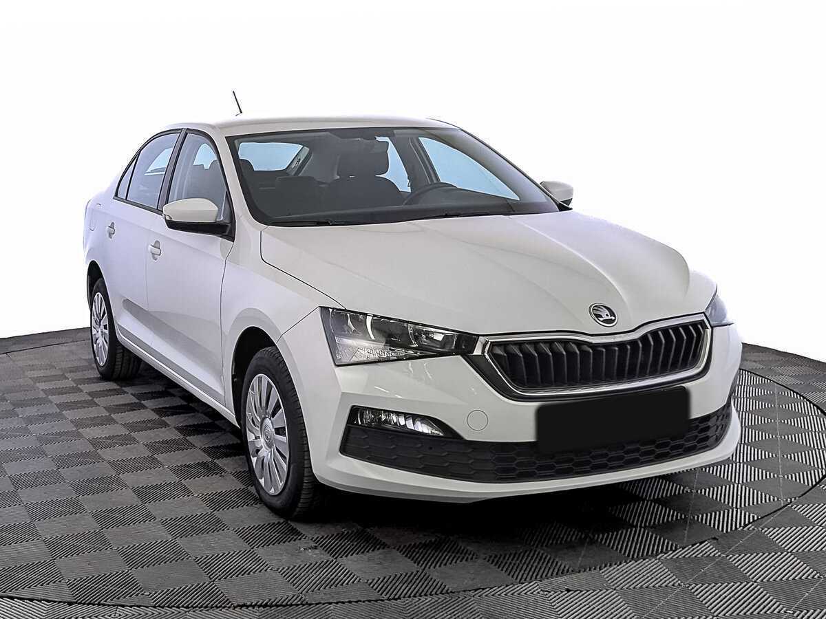 Купить Skoda Rapid с пробегом. Фото: #2