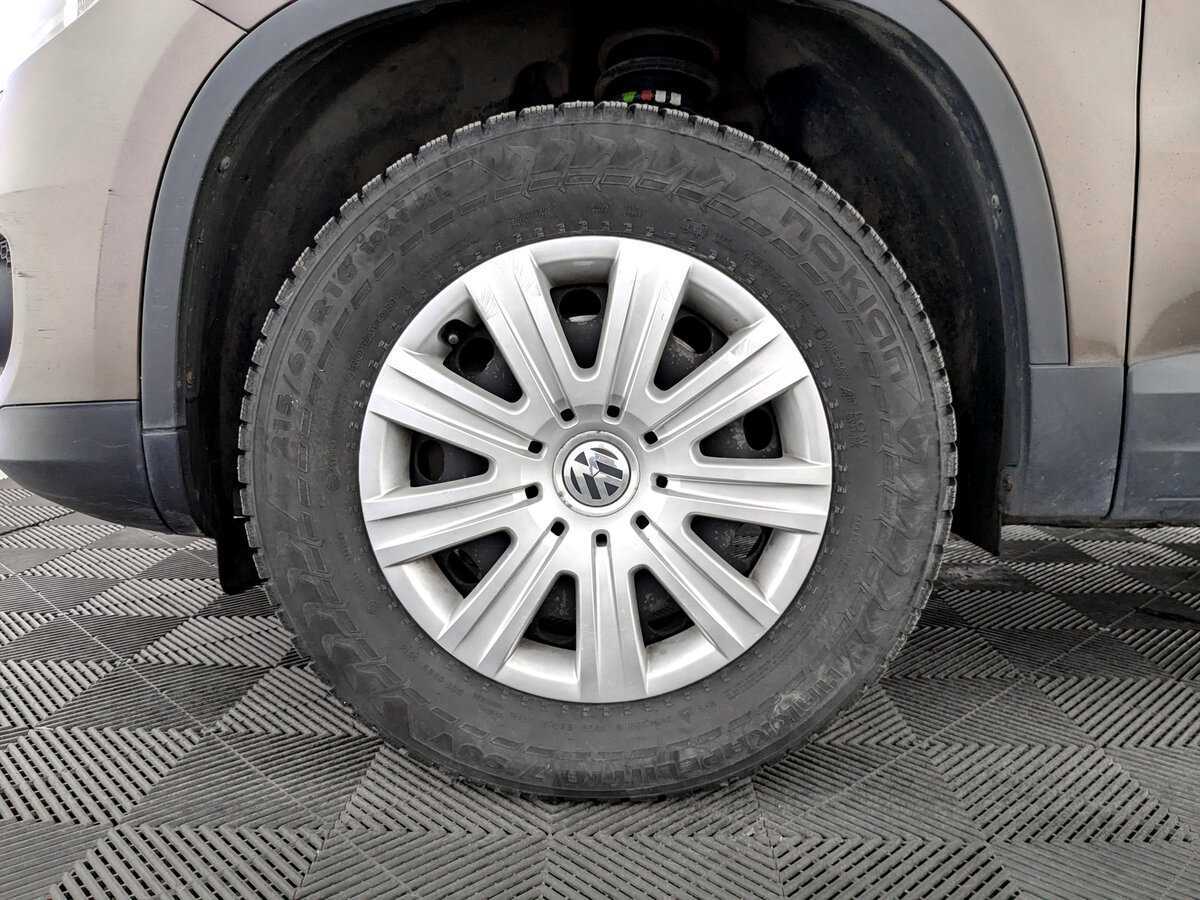 Купить Volkswagen Tiguan с пробегом. Фото: #17