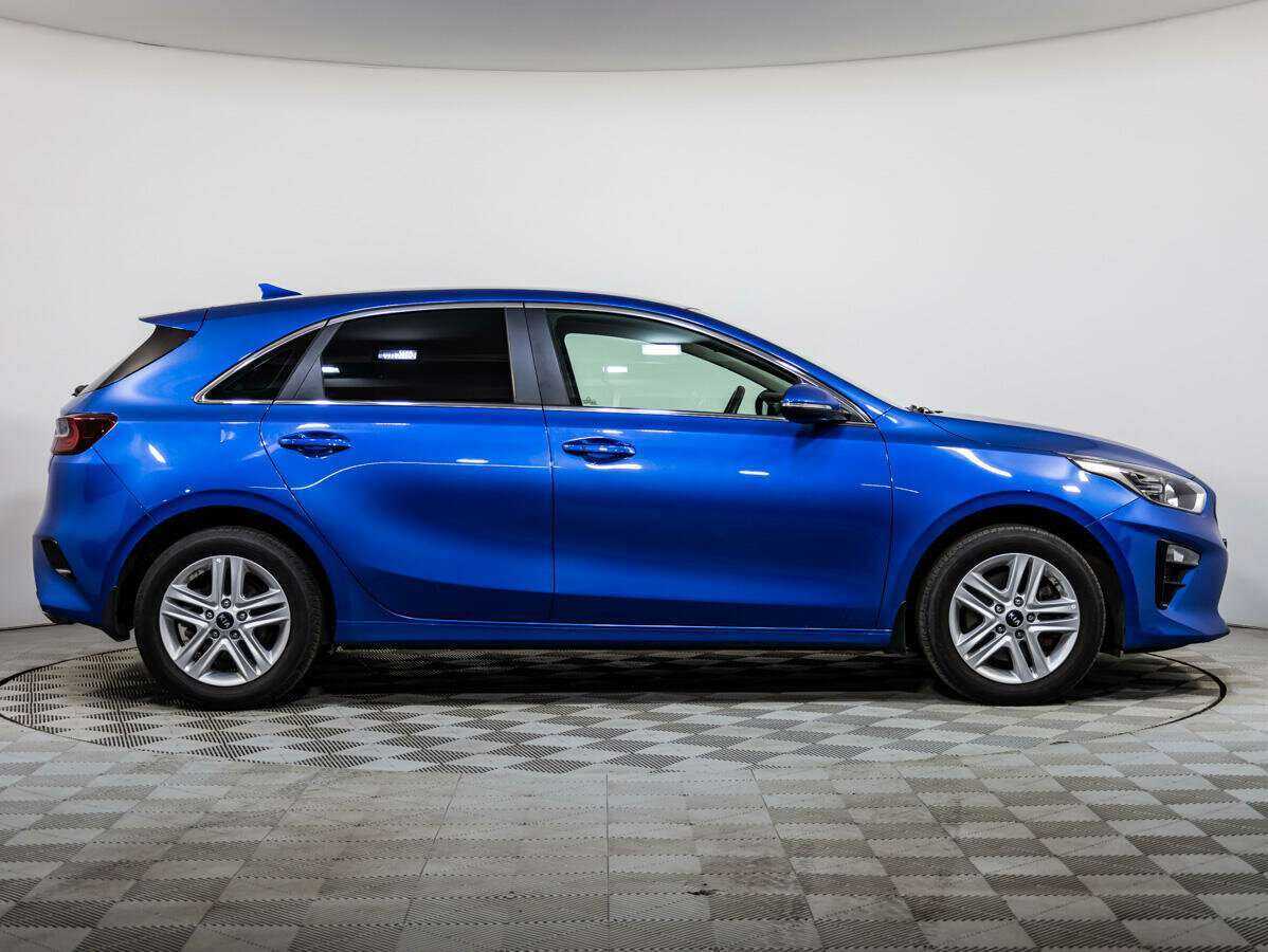 Купить Kia Ceed с пробегом. Фото: #2