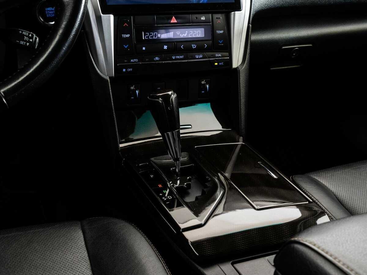 Купить Toyota Camry с пробегом. Фото: #11