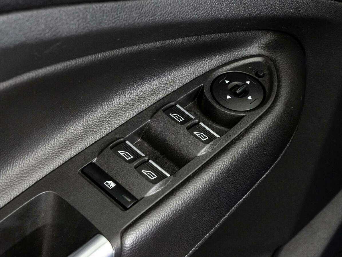 Купить Ford Kuga с пробегом. Фото: #14