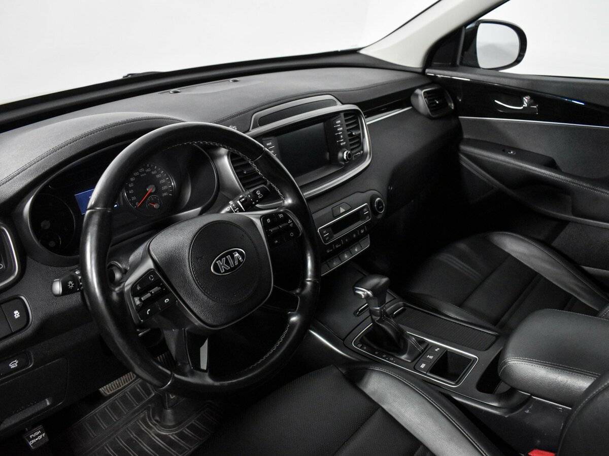Купить Kia Sorento с пробегом. Фото: #6