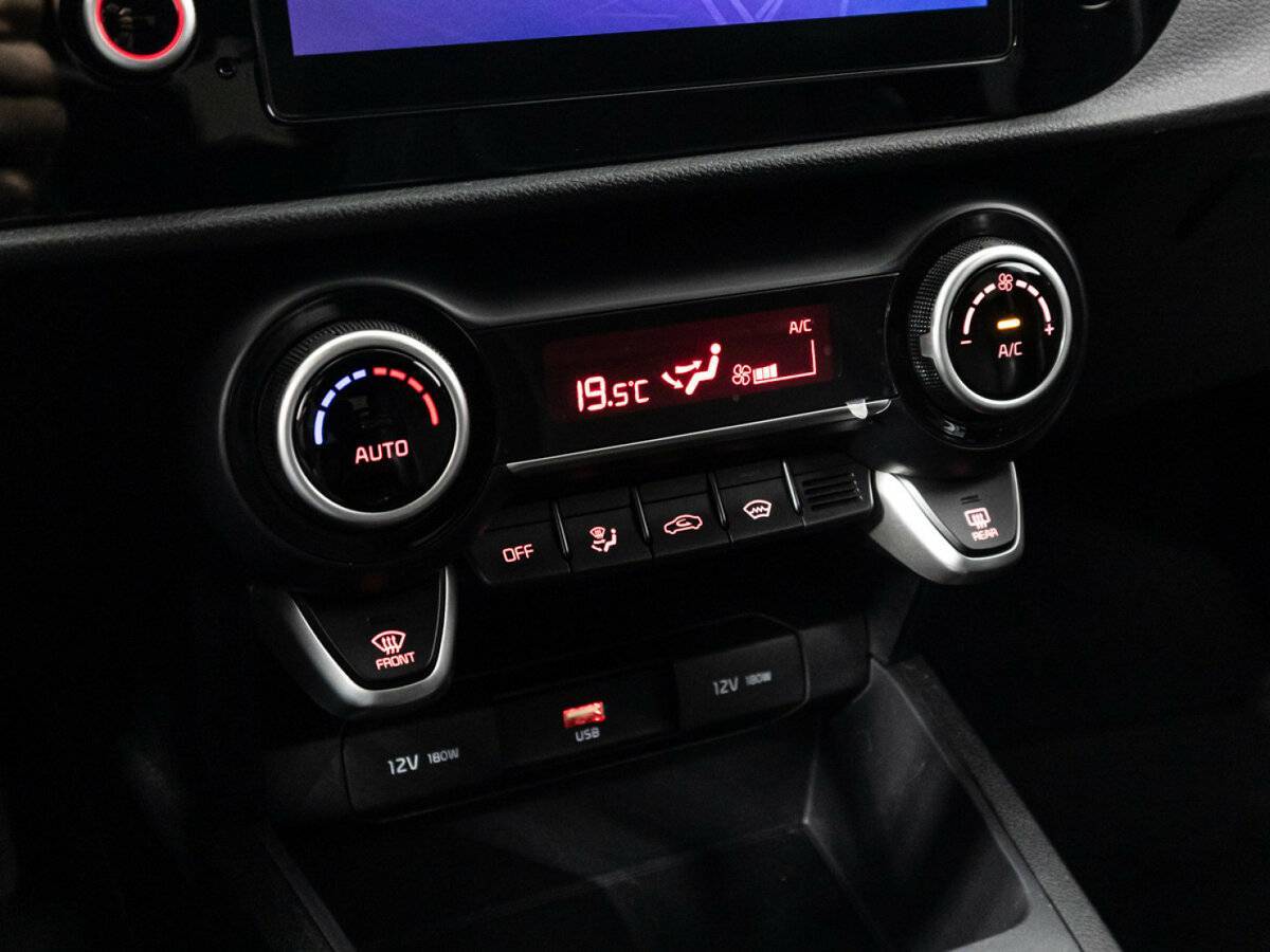 Купить Kia Rio с пробегом. Фото: #19