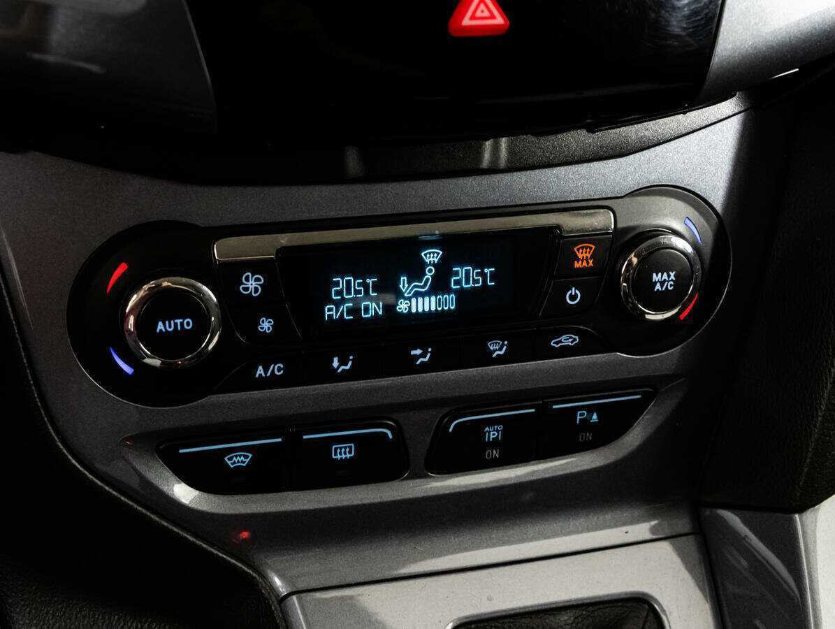 Купить Ford Focus с пробегом. Фото: #13