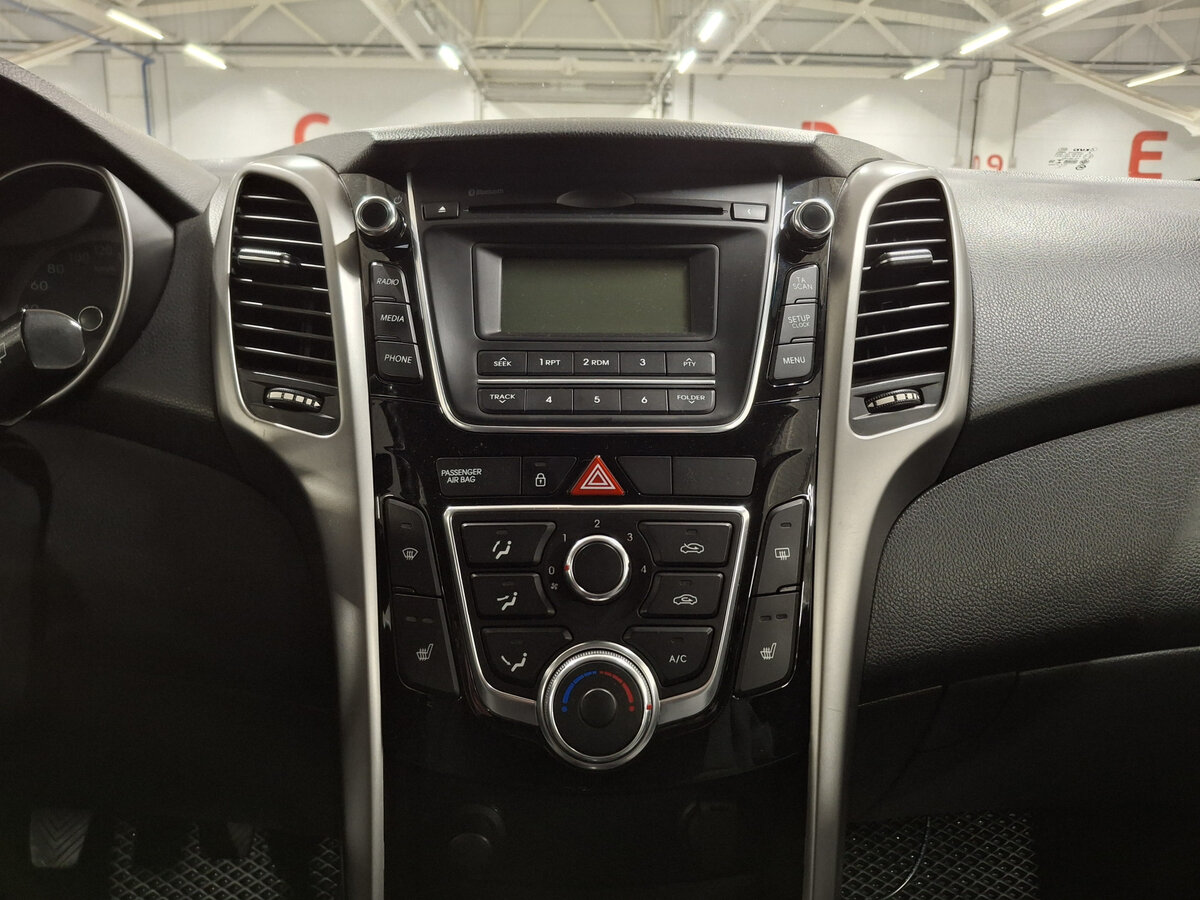 Купить Hyundai i30 с пробегом. Фото: #14