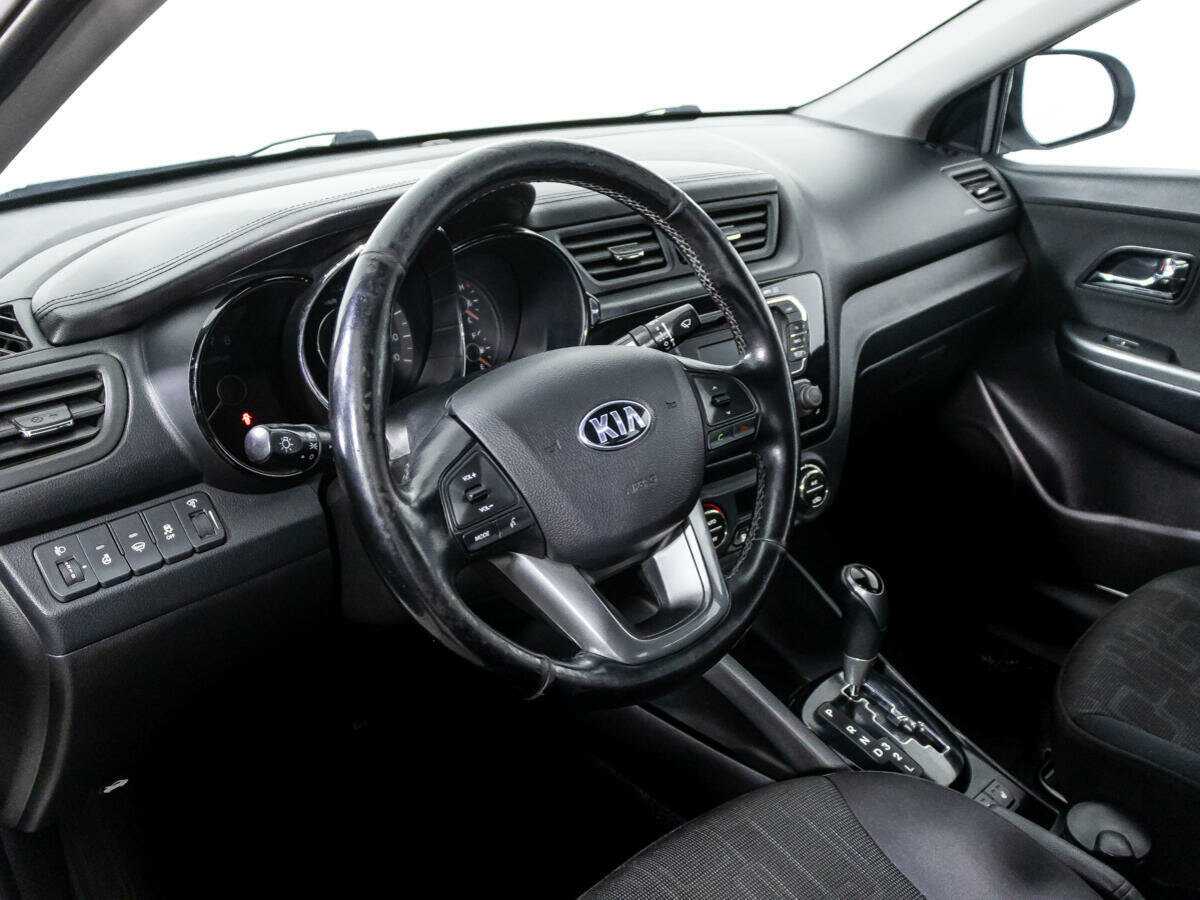 Купить Kia Rio с пробегом. Фото: #10