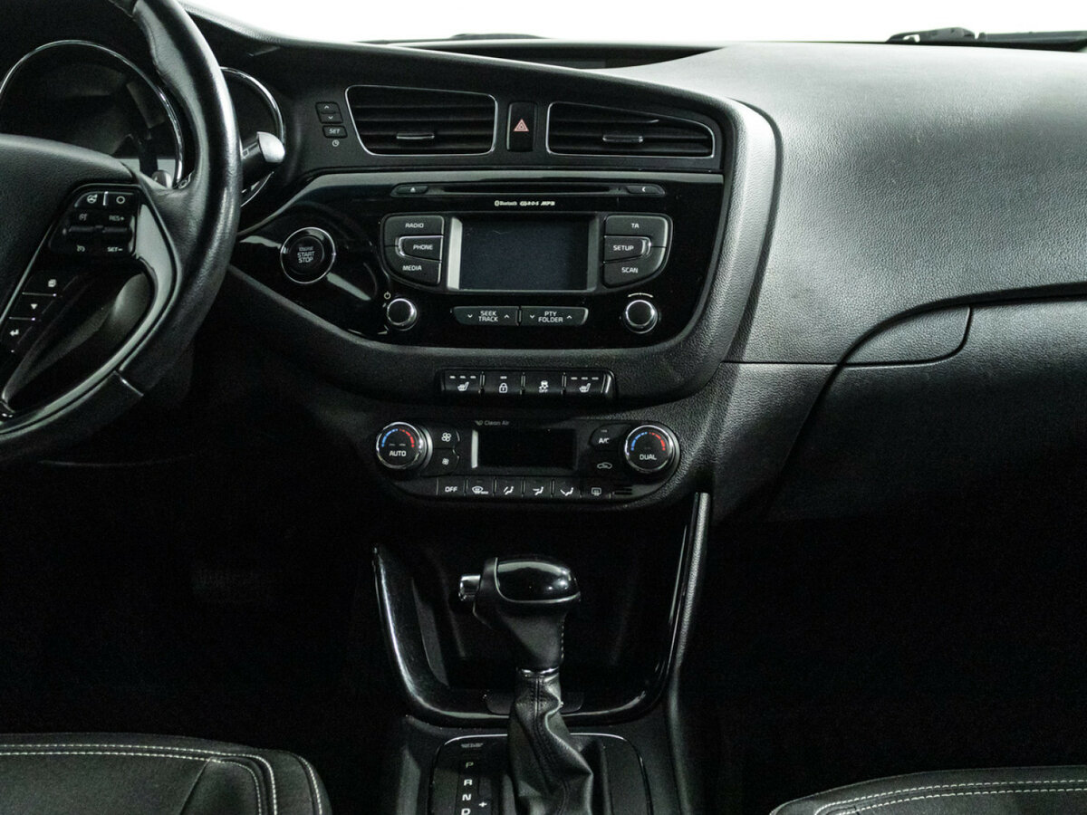 Купить Kia Ceed с пробегом. Фото: #13