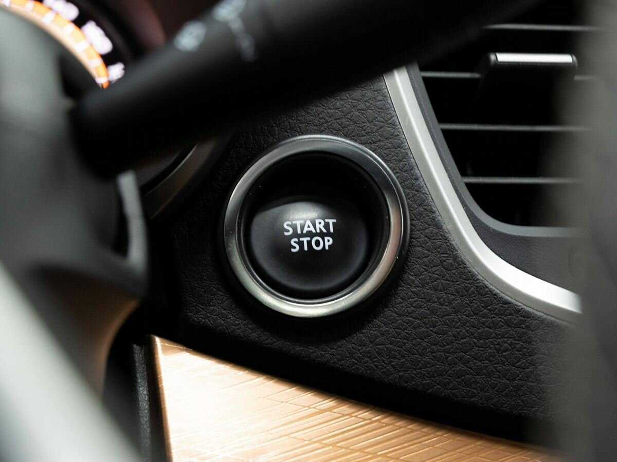 Купить Lada (ВАЗ) Vesta с пробегом. Фото: #22