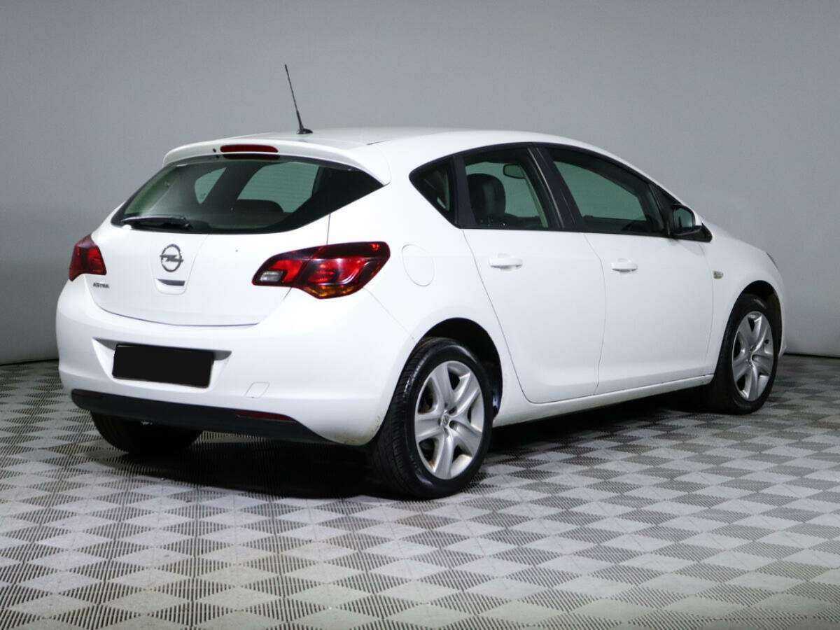 Купить Opel Astra с пробегом. Фото: #3