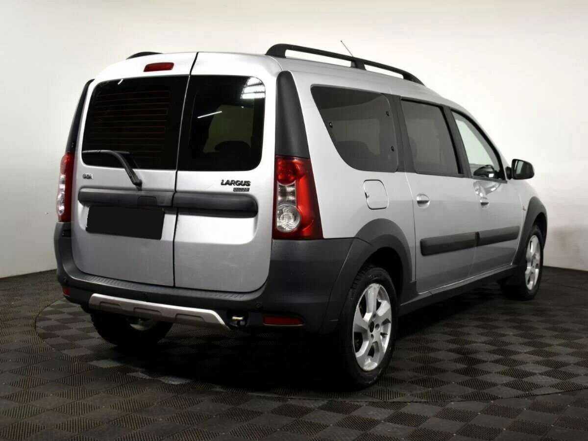 Купить Lada (ВАЗ) Largus с пробегом. Фото: #3