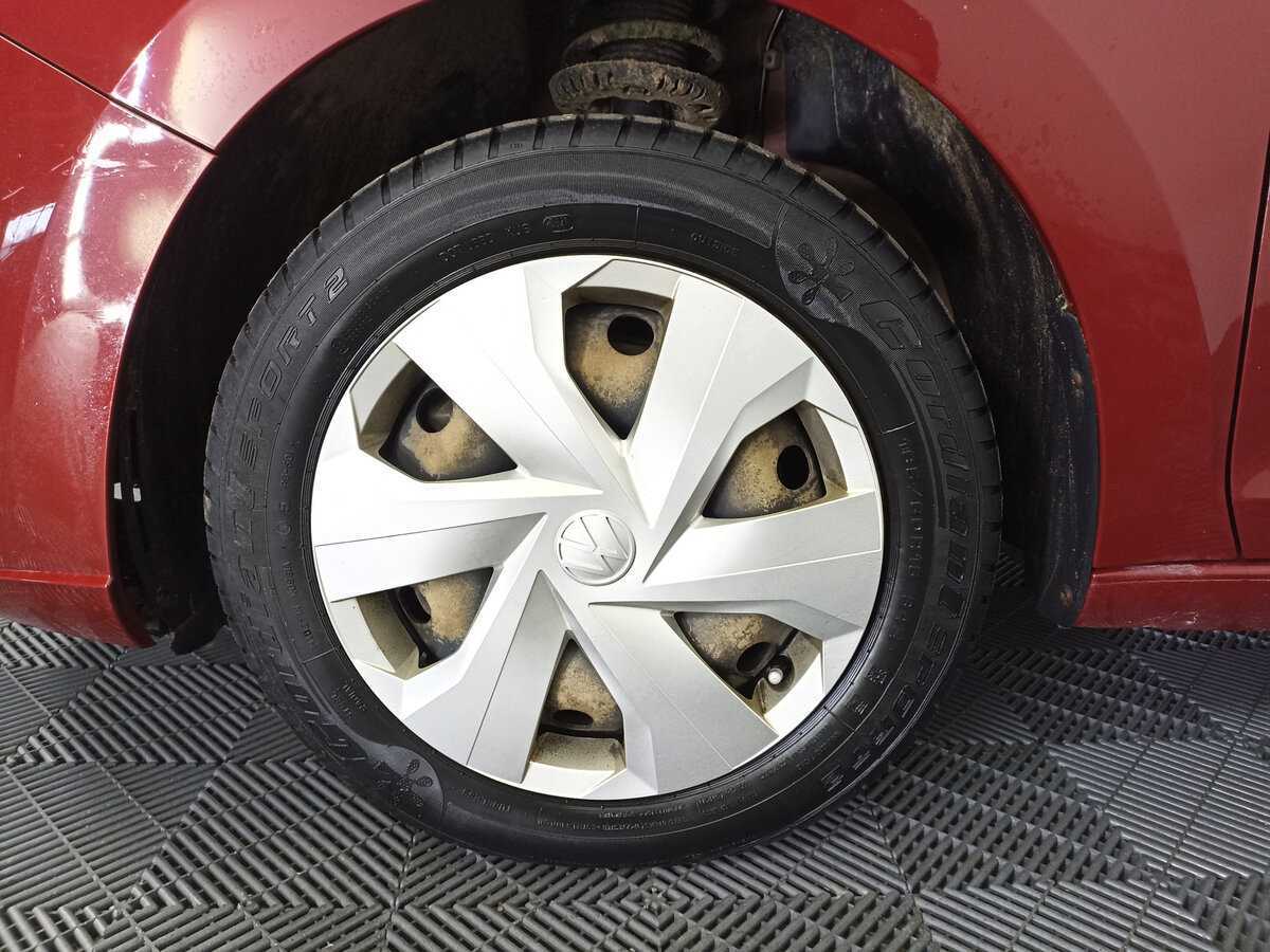 Купить Volkswagen Polo с пробегом. Фото: #17