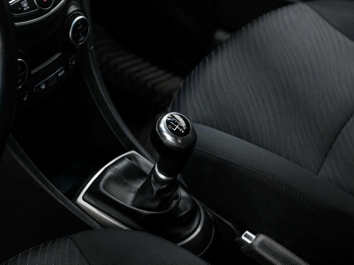 Купить Hyundai Solaris с пробегом. Фото: #17