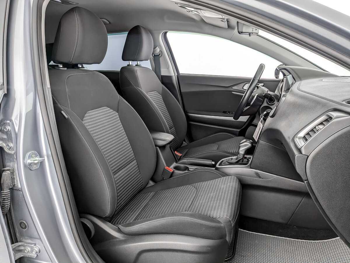 Купить Kia Ceed с пробегом. Фото: #18