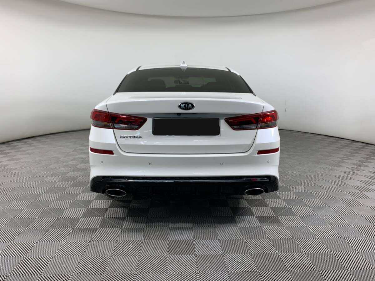 Купить Kia Optima с пробегом. Фото: #5