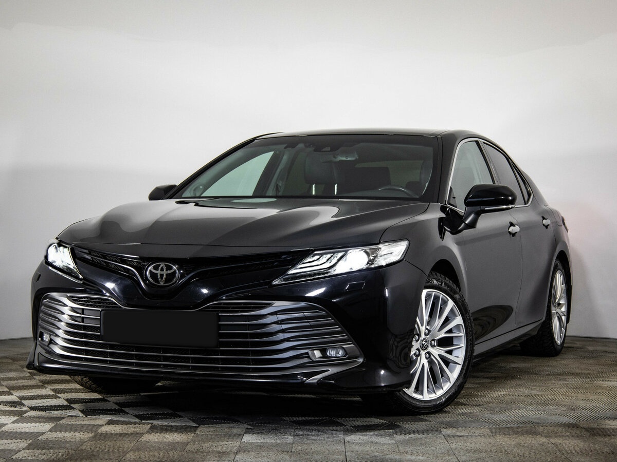 Купить Toyota Camry с пробегом. Посмотреть фото