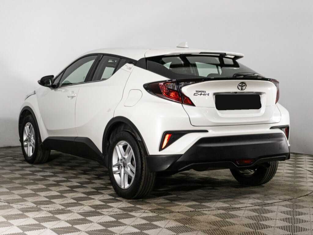 Купить Toyota C-HR с пробегом. Фото: #6