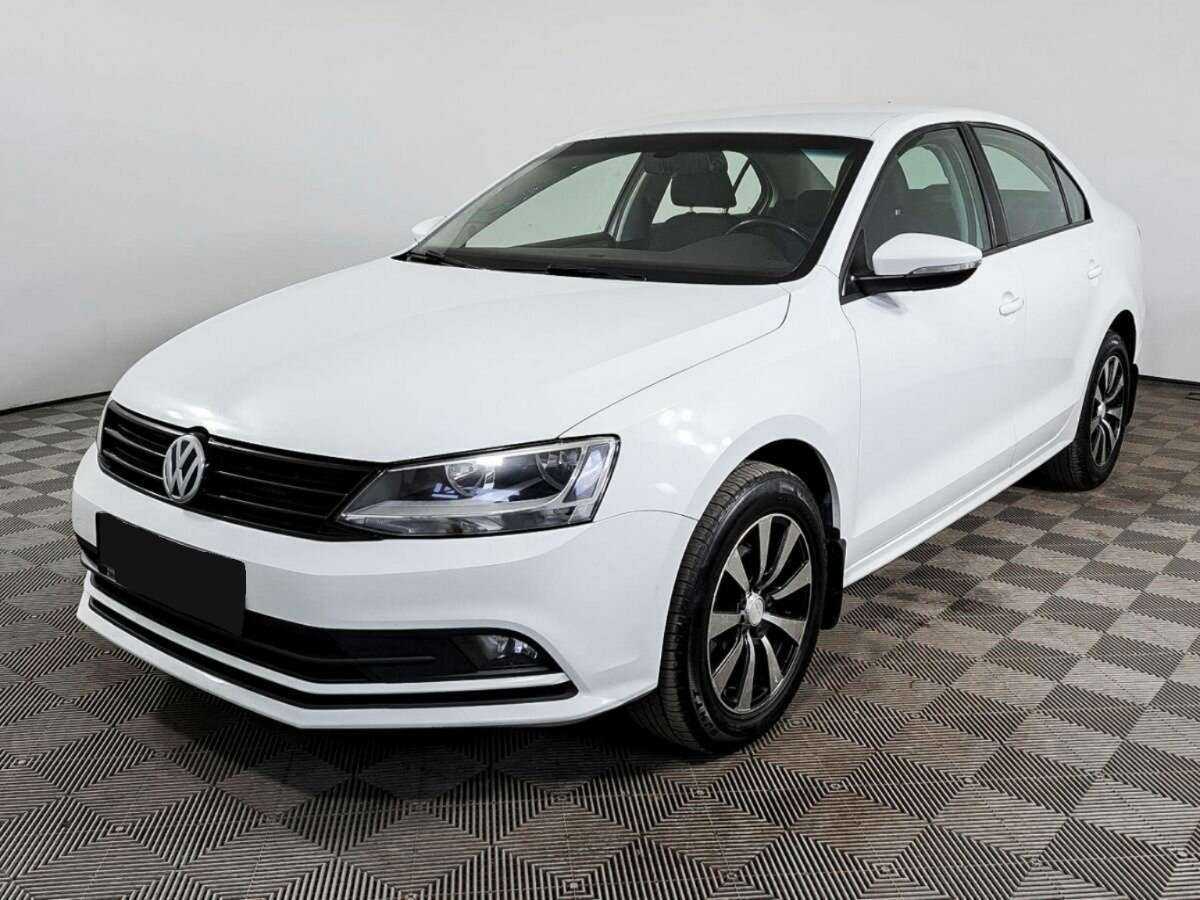 Купить Volkswagen Jetta с пробегом. Посмотреть фото