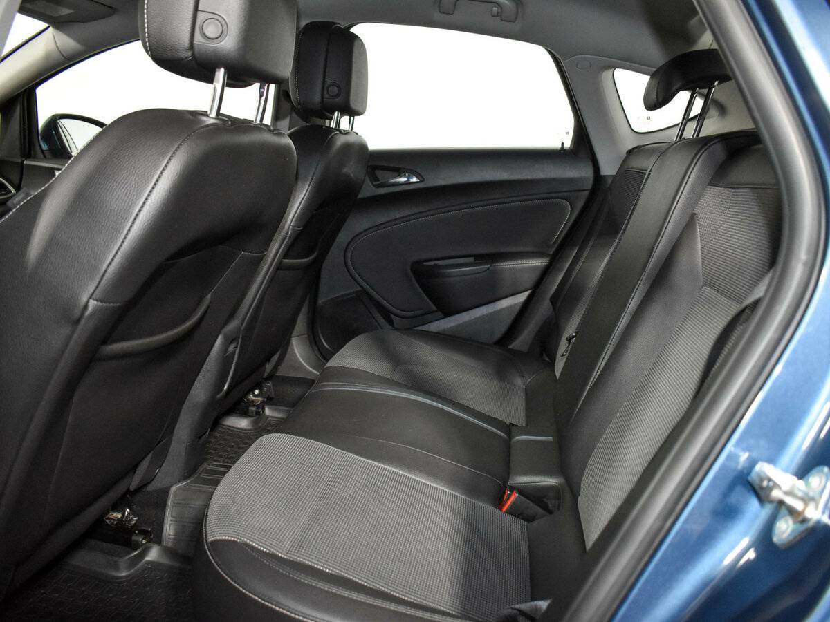 Купить Opel Astra с пробегом. Фото: #8