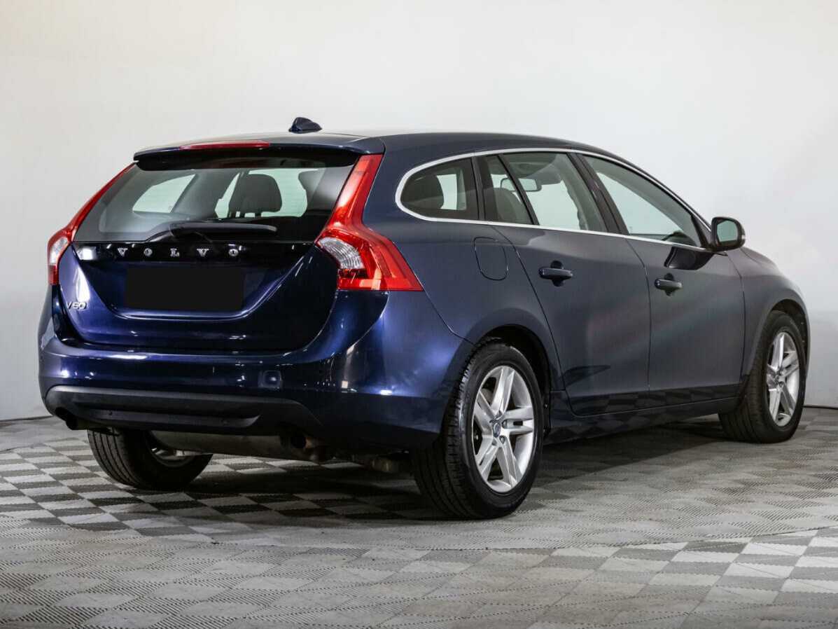 Купить Volvo V60 с пробегом. Фото: #4