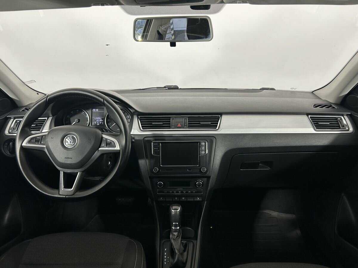 Купить Skoda Rapid с пробегом. Фото: #6